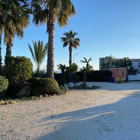 Il Colle Del Rustico Bed & Breakfast Агридженто Екстериор снимка