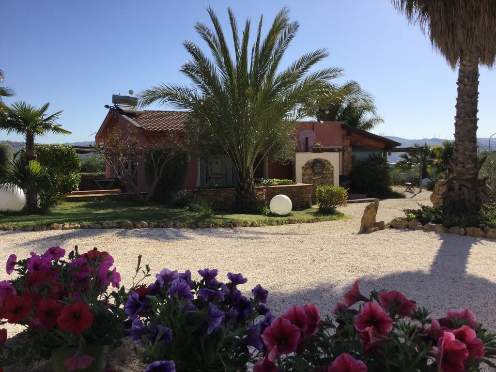 Il Colle Del Rustico Bed & Breakfast Агридженто Екстериор снимка