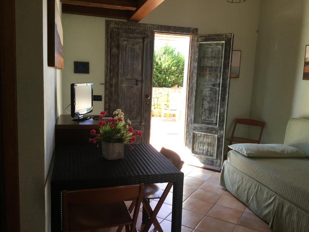 Il Colle Del Rustico Bed & Breakfast Агридженто Екстериор снимка