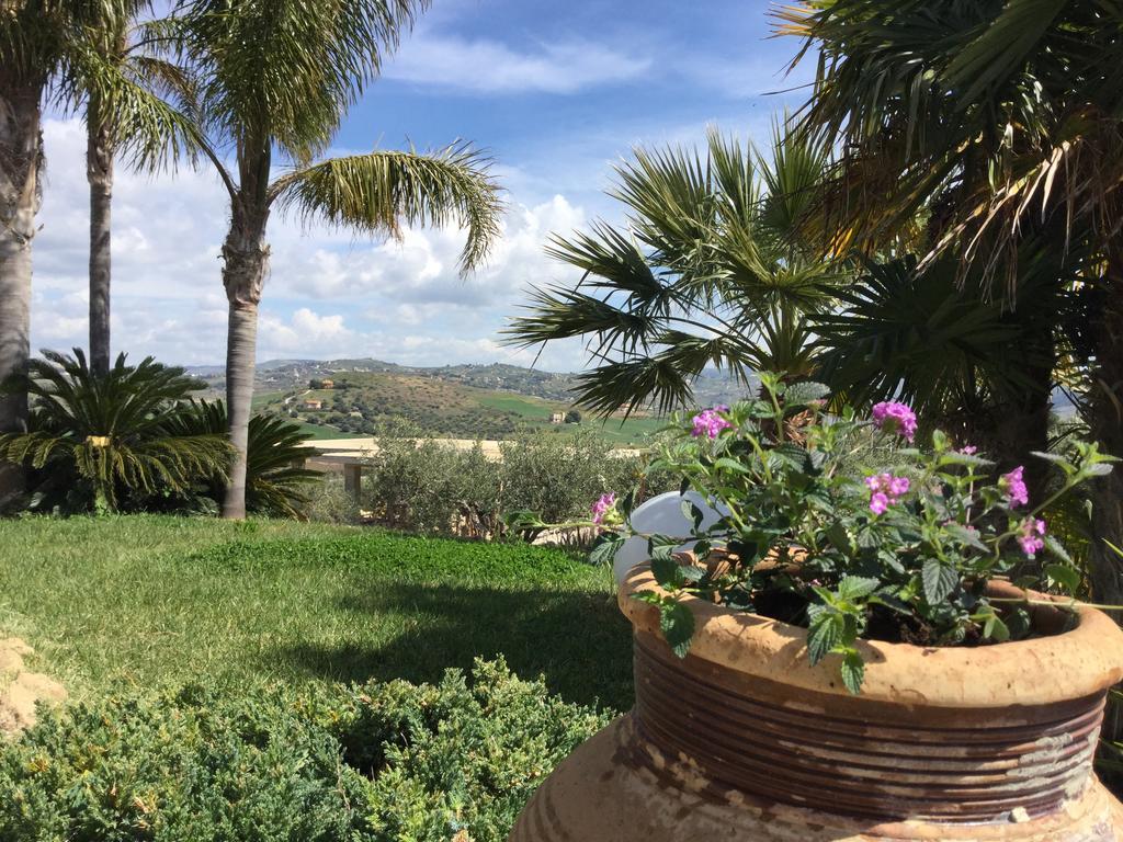 Il Colle Del Rustico Bed & Breakfast Агридженто Екстериор снимка