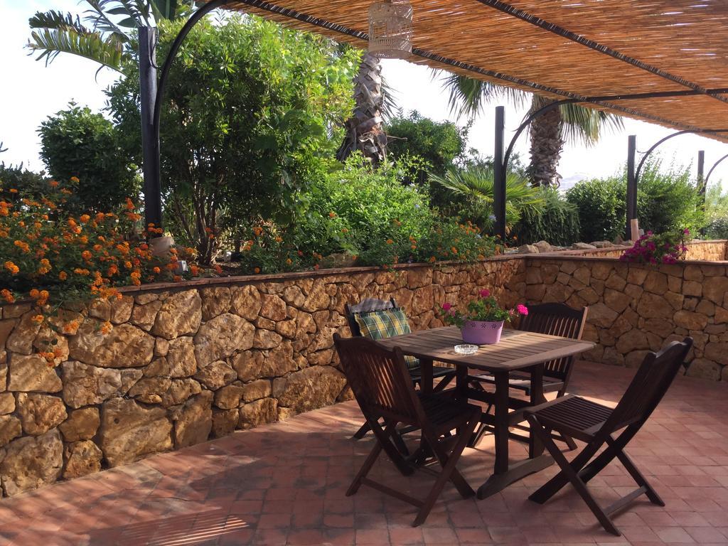 Il Colle Del Rustico Bed & Breakfast Агридженто Екстериор снимка