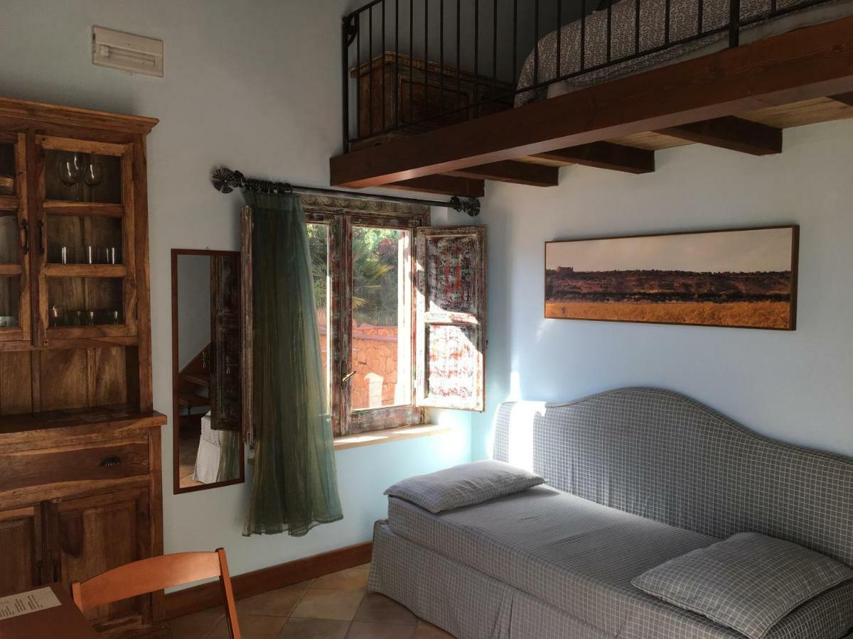 Il Colle Del Rustico Bed & Breakfast Агридженто Екстериор снимка
